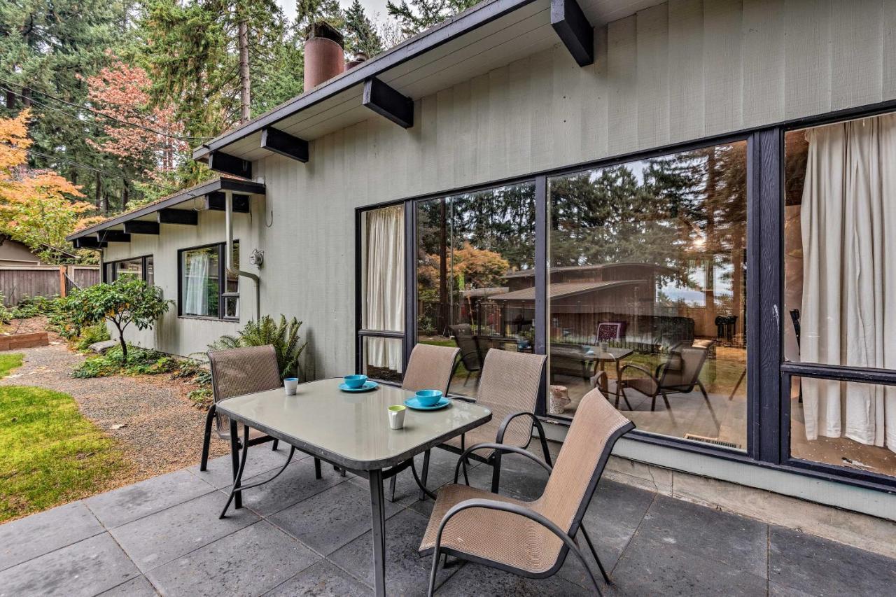 Updated 1970S Island Bungalow, 8 Miles To Seattle! Mercer Island Exterior photo